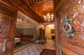 Отель Riad Raouia HAMAM & SPA  Фес